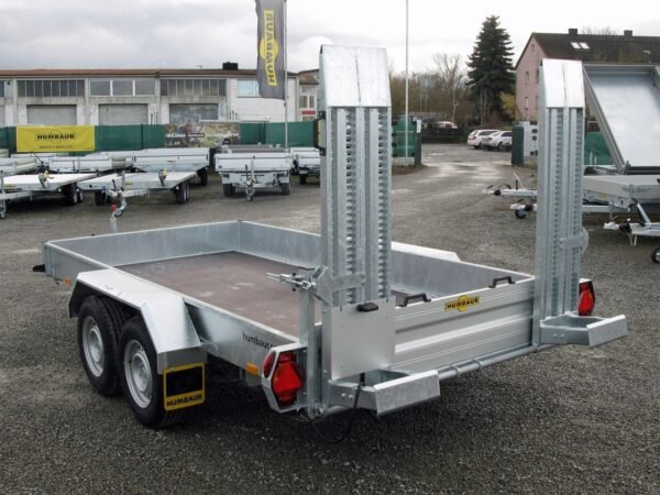 Humbaur HS353718 – 12 Zurringe, Stahlrampen stehend