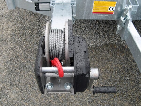 Hapert Indigo HT-2 – 3500 – 5050 x 2210 Kipphydraulik, Parabelfederung, Bordwände Rampe