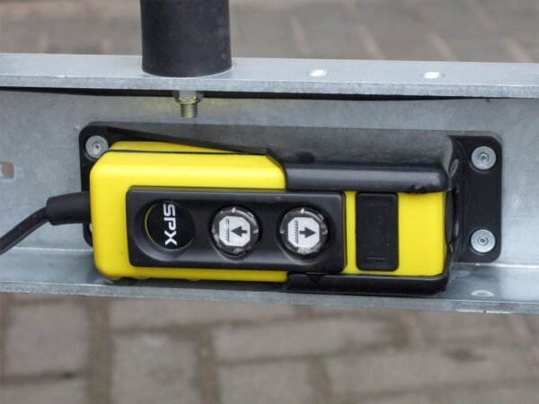 Humbaur HUK 272715 E-Pumpe und BW-Aufsatz