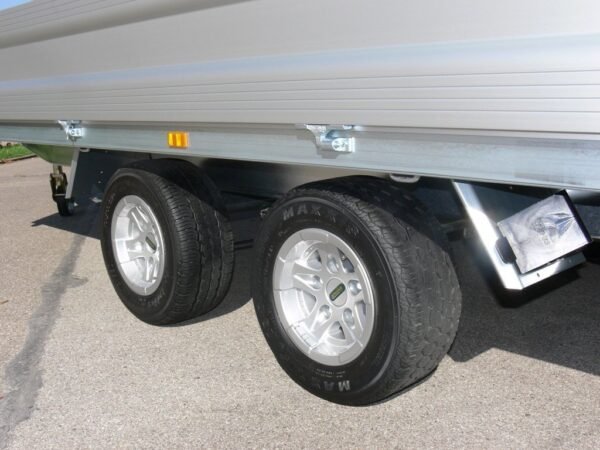 Unsinn UH 3617-26-10 Alufelgen 10″ – 100 km/h Ausführung
