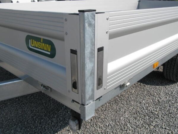 7cc2794f14963ceaedb29d19875c950c.jpg Unsinn UH 4220-26-10 10-Zoll-Alufelgen – 100 km/h Ausführung