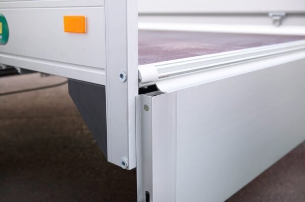 Unsinn UT 2514-26-14 Aluminiumfahrgestell, vielseitige Ausstattung