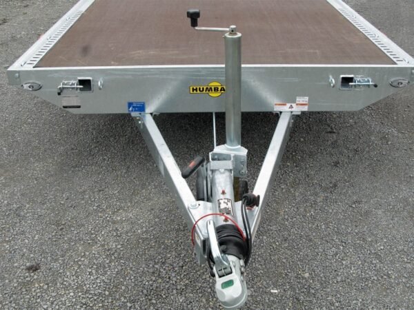 Humbaur Universal 3000 Seilwinde und Auffahrbohlen