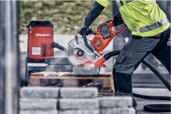 HUSQVARNA K 540i  Akku Trennschleifer Ø 267 mm