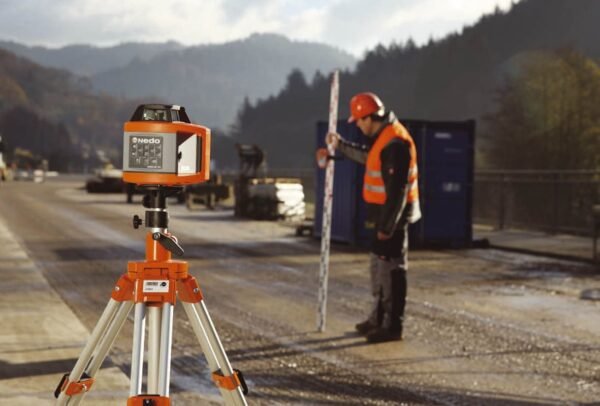 NEDO SIRIUS 1 HV (MAXX) im Set mit Kurbelstativ und Flexilatte – Rotationslaser horizontal vertikal