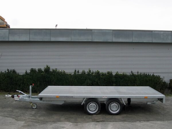 e079950a0d3f5b5fb3cee43e6d874ef5.jpg Humbaur Universal 3500 Aluboden, Seilwinde, Rampen