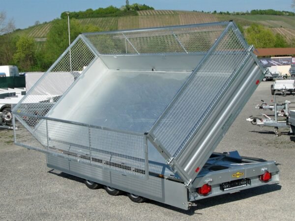 f20ad2475827b60cbfd9efe5e98d78ae.jpg Humbaur HTK 3500.41 ALU Tridem 3 Achser mit Gitteraufsatz 600mm