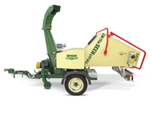 NEGRI Biohäcksler R335 / Häcksler mit Straßenfahrwerk für Traktor