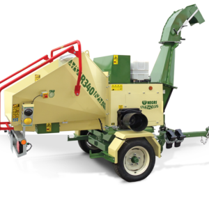 NEGRI Biohäcksler R340 / Diesel-Häcksler mit Straßenfahrwerk für Traktor