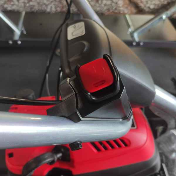 zoom-pb-km1000e-5.png LUMAG KM1000E – Kehrmaschine (3 in 1 Set)